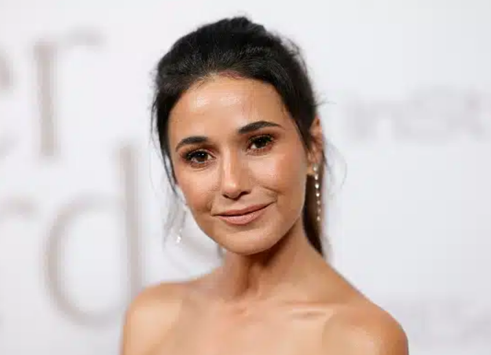 Emmanuelle Chriqui Movies and TV Shows