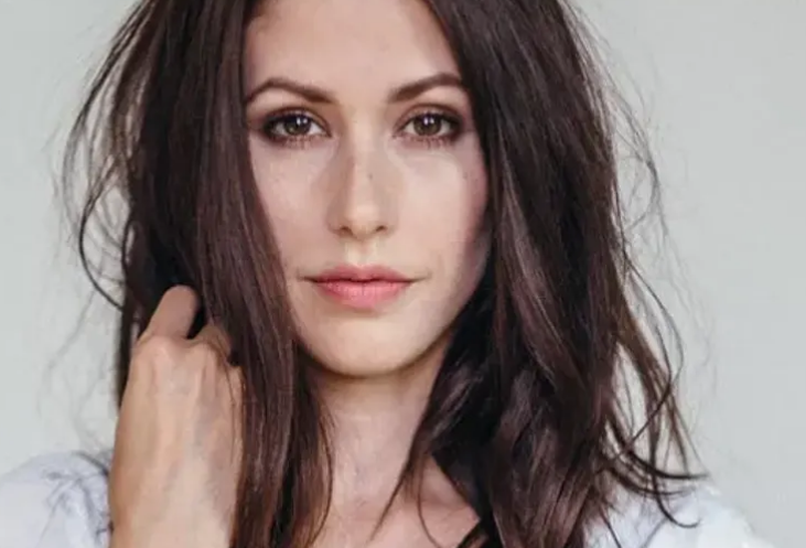 Amanda Crew Movies and TV Shows